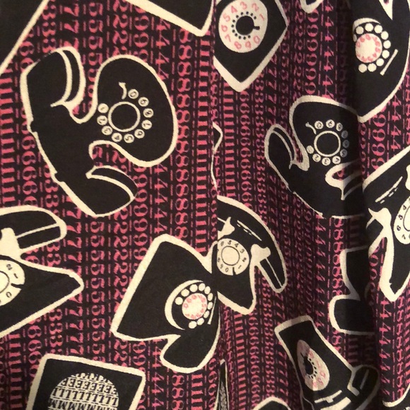 FIRM! Final Sale! cute vintage fabric skirt☎️ - Picture 2 of 3